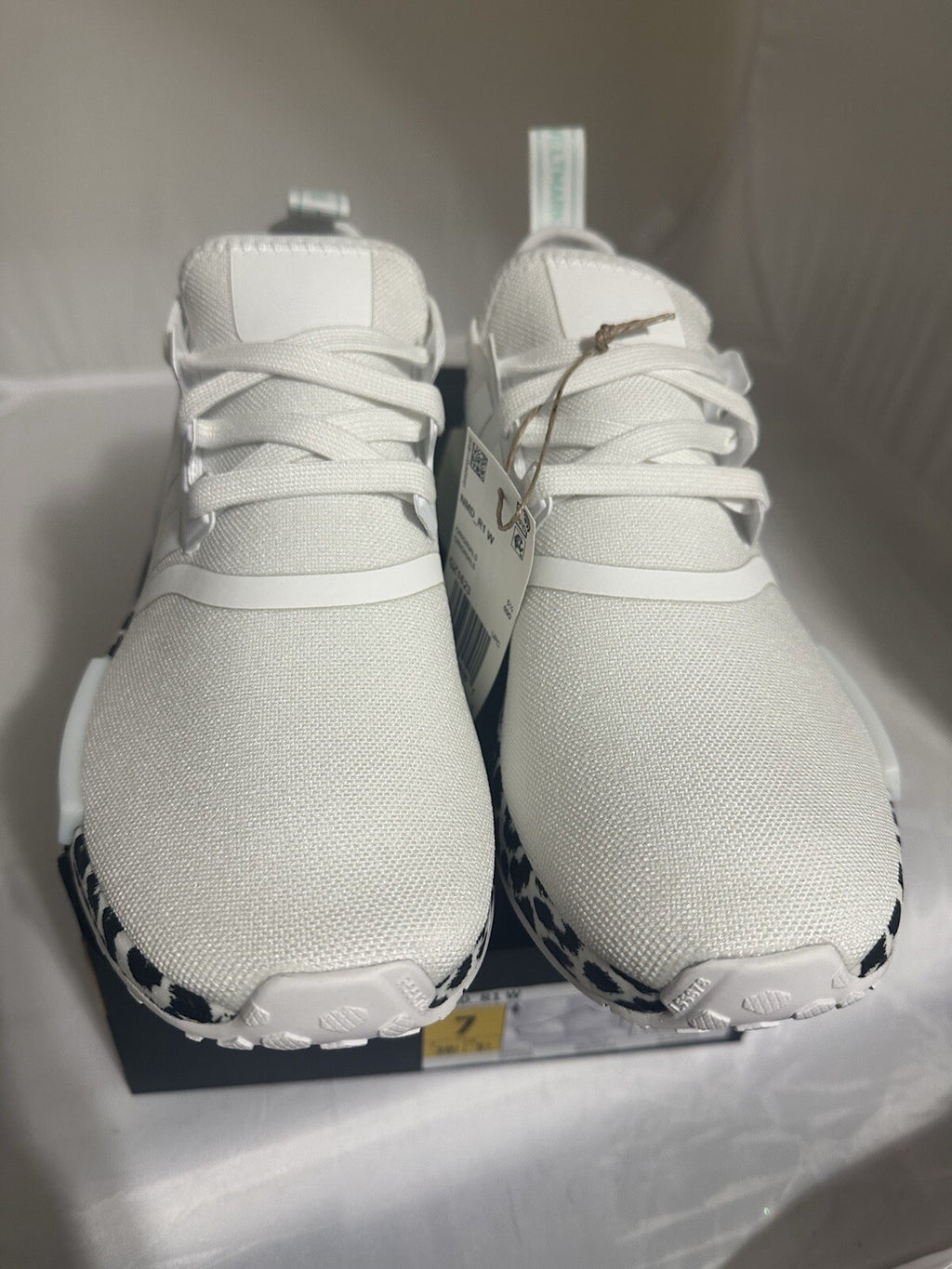 Adidas NMD R1 Boost White Mint Black Leopard Shoes GZ1623 Women’s Size 7 NIB 🐄