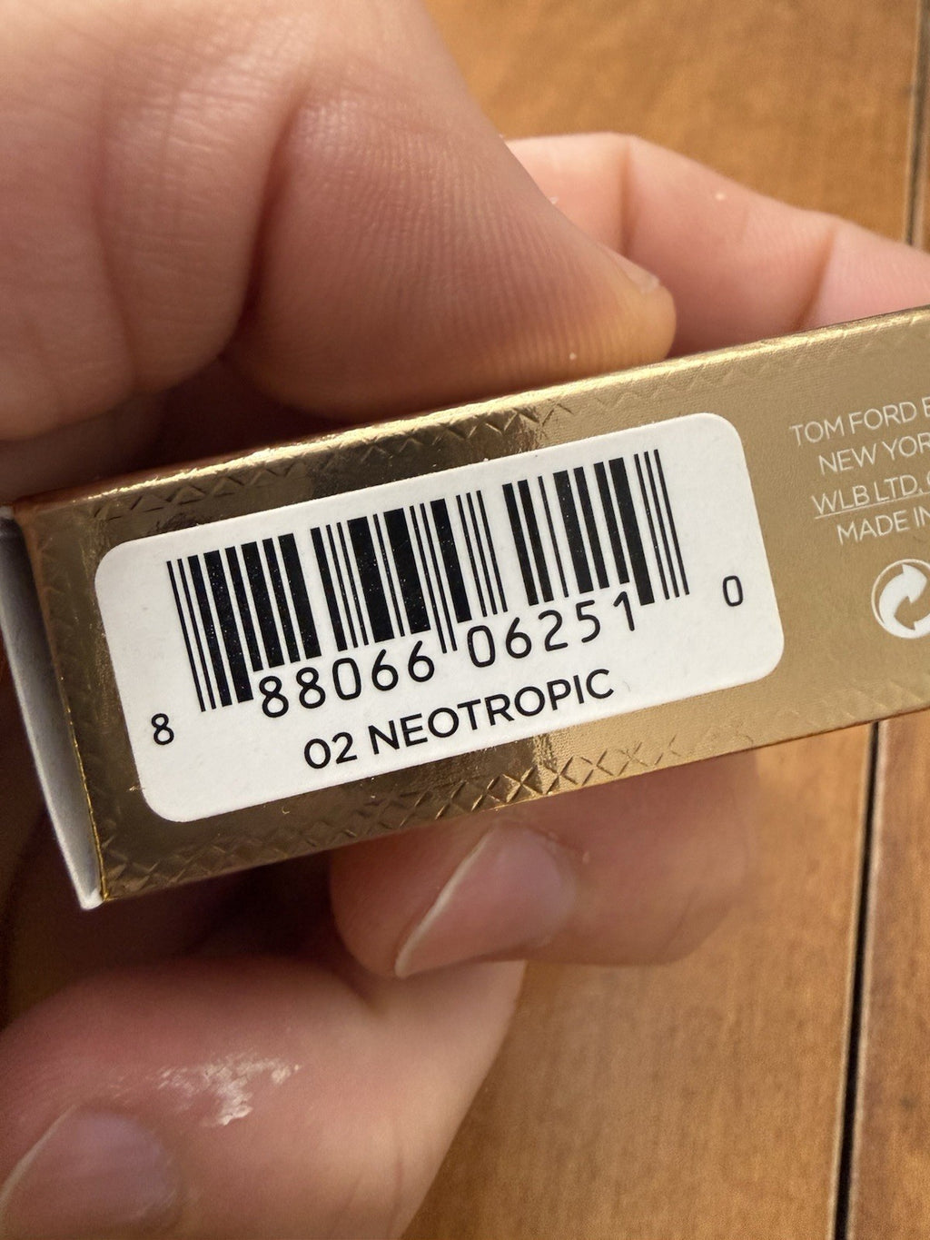 TOM FORD - LIP BALM - 02 NEOTROPIC - .07 OZ - NEW & BOXED 💄 RARE