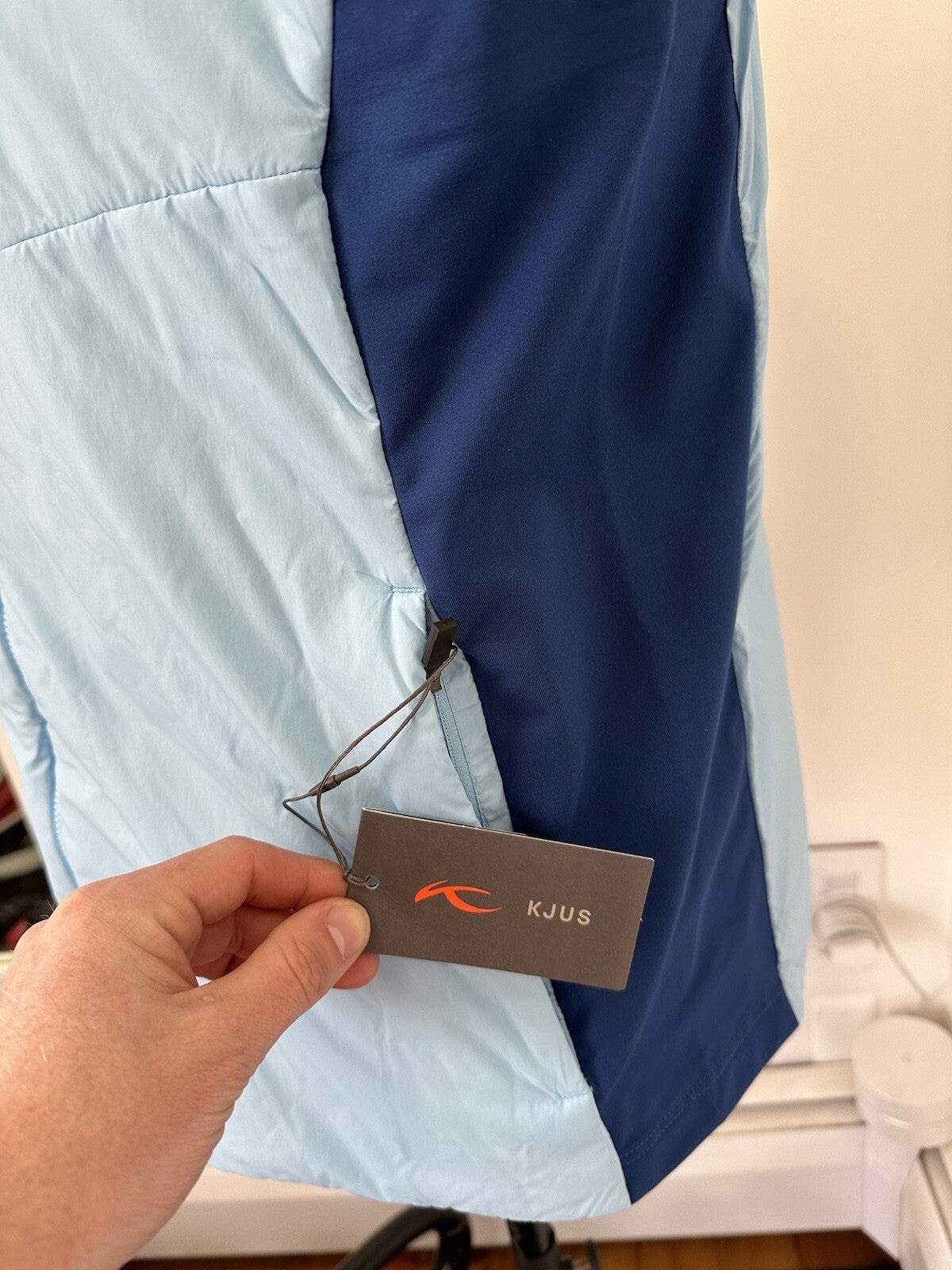 KJUS Golf Blue Radiation Vest II Lightweight DWR Fabric Men Size L (52) 🔵 $279