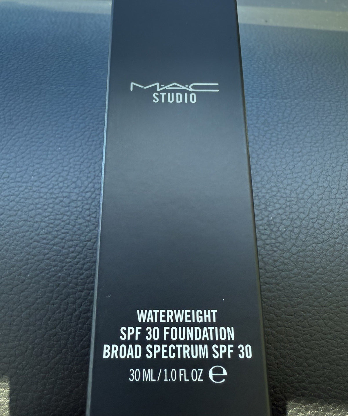 MAC Studio Waterweight SPF30 Foundation Shade NC42 Full Size ⚫️30ml / 1.0oz