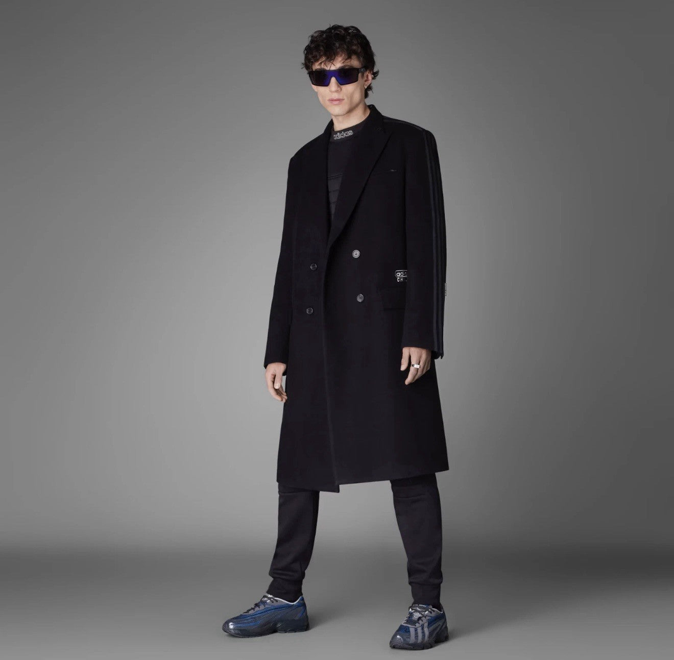 adidas Originals Chile 62 Wool Coat Size M Black Double Breasted Blue Version ⚫️