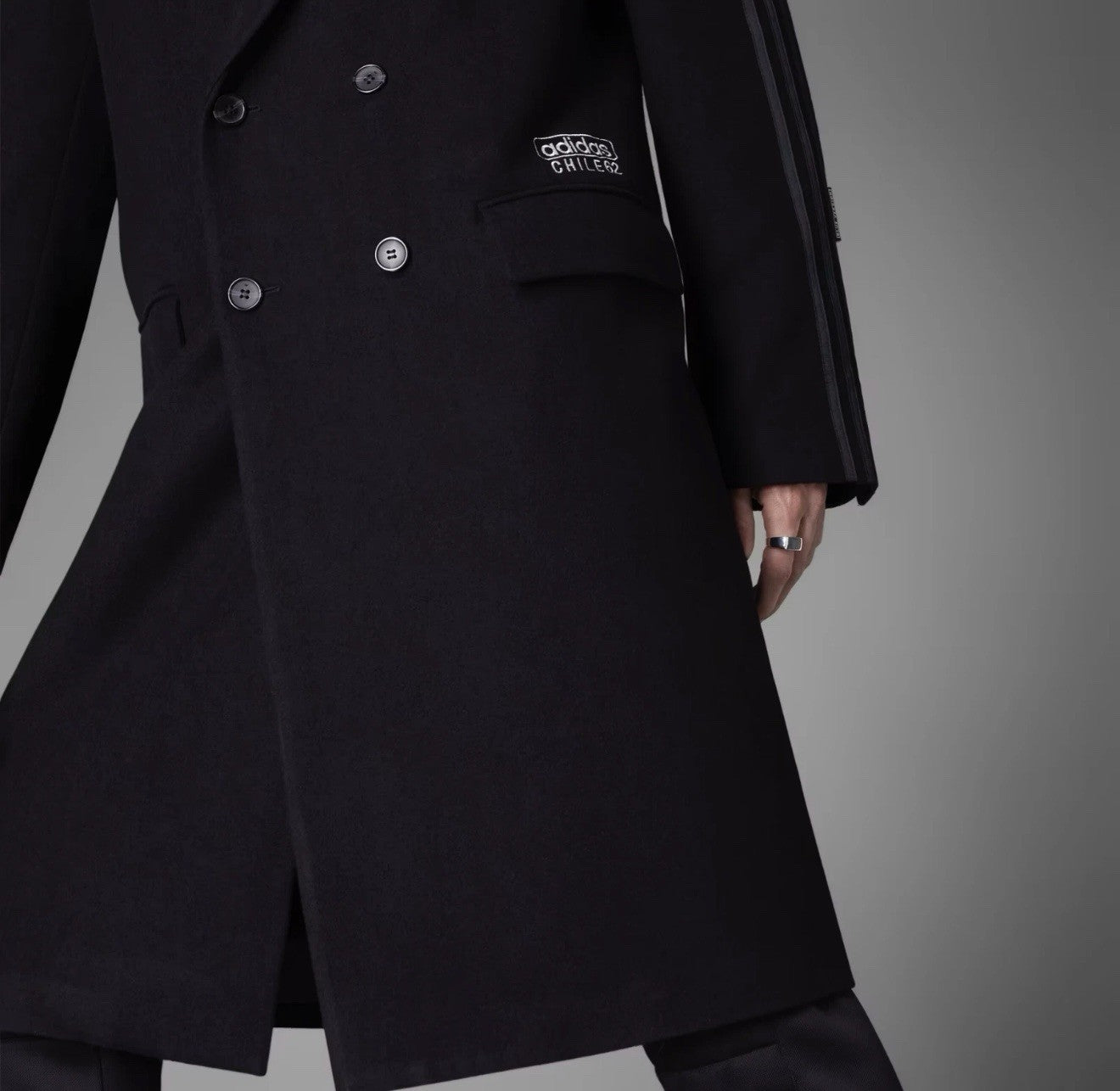 adidas Originals Chile 62 Wool Coat Size S Black Double Breasted Blue Version ⚫️