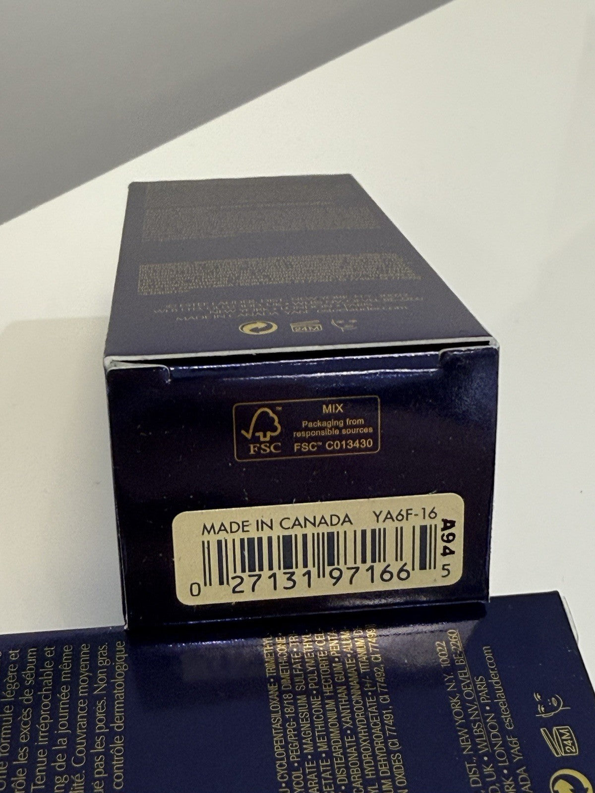 Estee Lauder Double Wear Stay In Place Makeup  Makeup 🔵 2N2  Buff  NIB 1oz