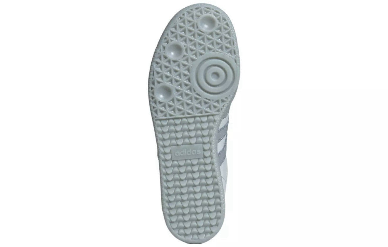 Adidas Originals Men's Samba Decon Pantone Silver Metallic Shoes *NEW* Size 10.5